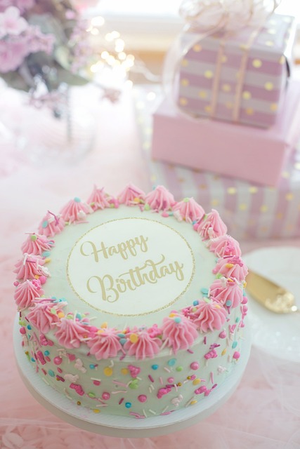 birthday-cookies-640x480-65865948.jpeg