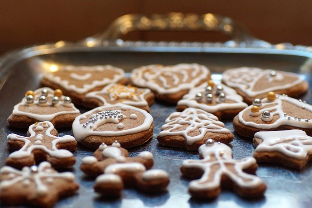 Sweet 16 Birthday Cookies: Crafting Memorable Gift Baskets