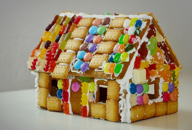 Personalize Party Treats: Cookies for Every Theme