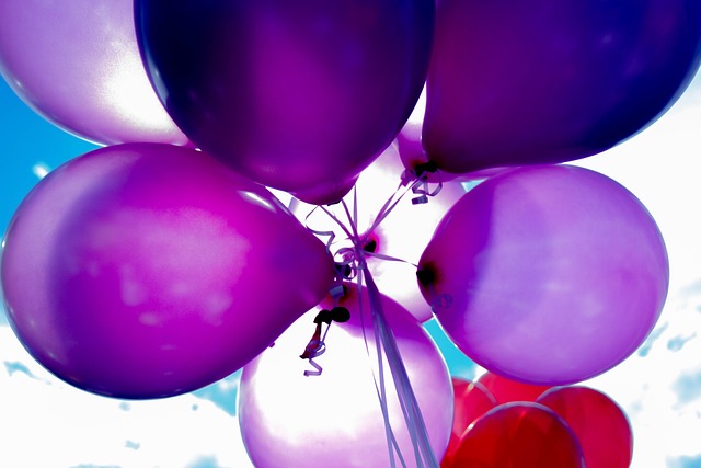 Party Perfect: Matching Colors to Create Memorable Themes