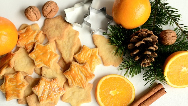 Navigating Packaging Compliance: Global Standards & Custom Cookie Regulations