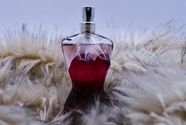 perfume-640x480-85547702.jpeg