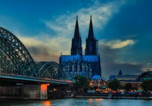 cologne-640x480-37455712.jpeg
