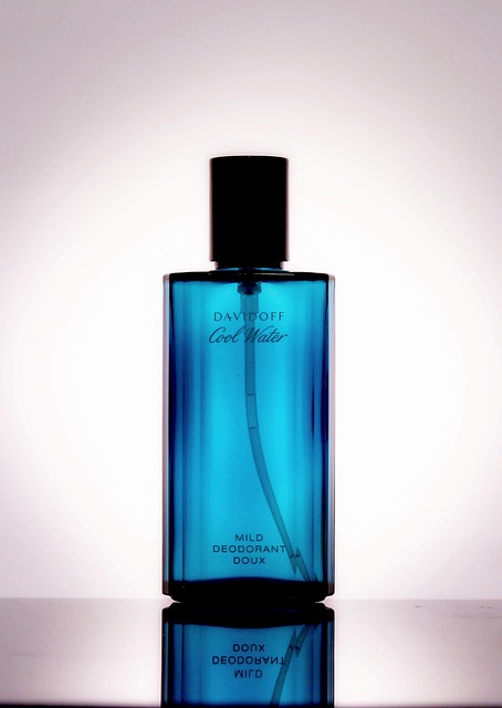 Unveiling Clean Perfume: Woody, Floral, Citrusy, Spicy, Musky Notes