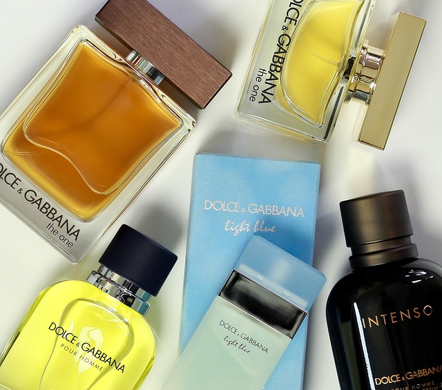 perfume-640x480-54563258.jpeg