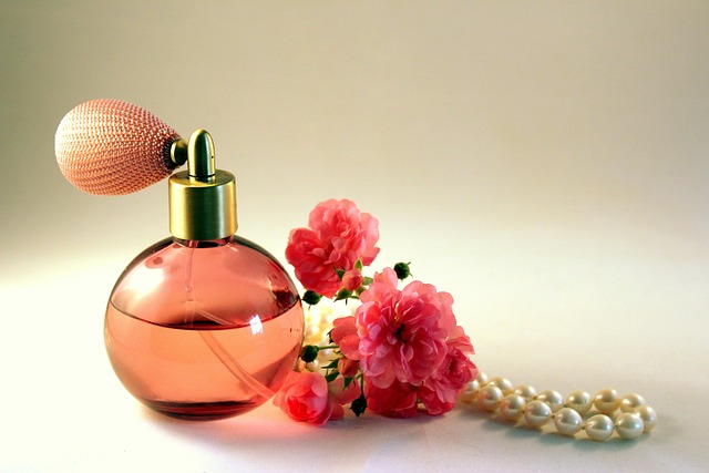 perfume-640x480-87999879.jpeg