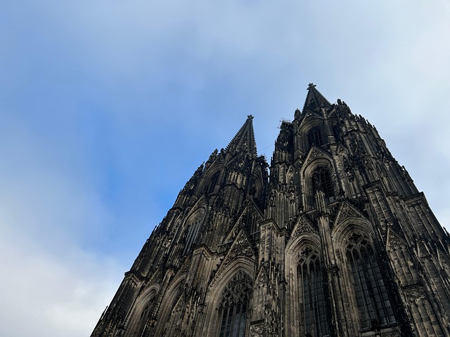 cologne-640x480-21932769.jpeg