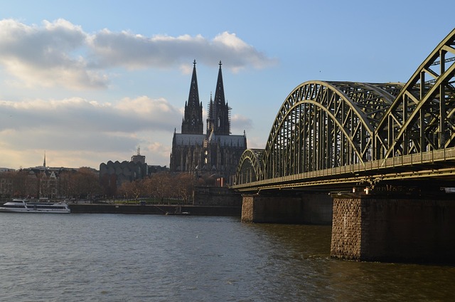 cologne-640x480-23169221.jpeg