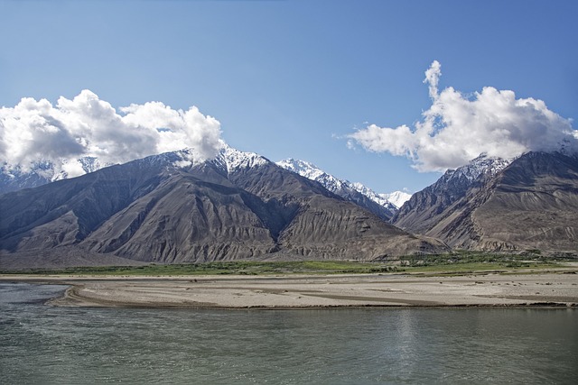 Unlocking Phoenix’s Hidden Value: West Valley Buy-and-Hold Secrets