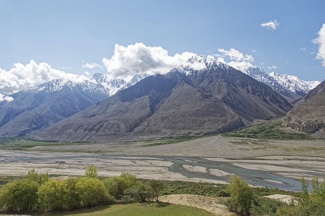 buy-and-hold areas west valley phoenix