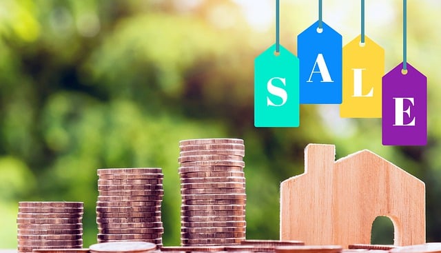 List-to-sale price ratio