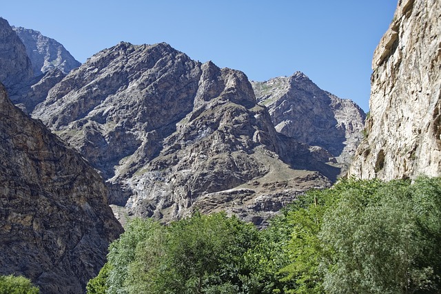 buy-and-hold areas west valley phoenix