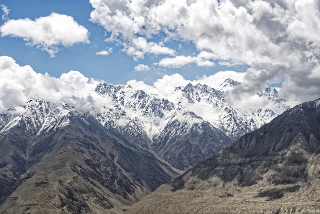 buy-and-hold areas west valley phoenix