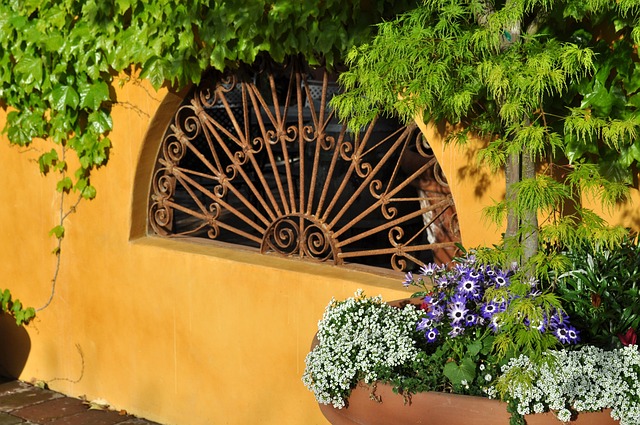 Covered patio living