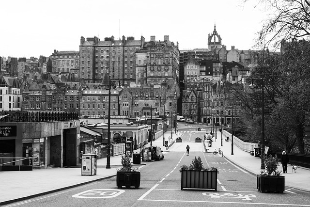 downtown phoenix vs old town scottsdale
