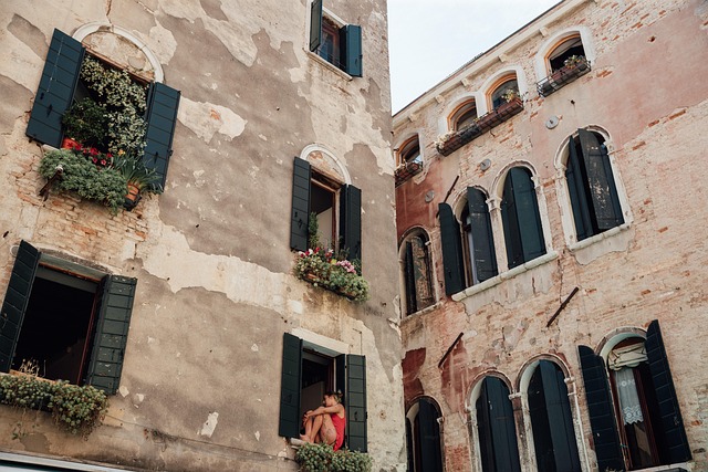 downtown phoenix vs old town scottsdale