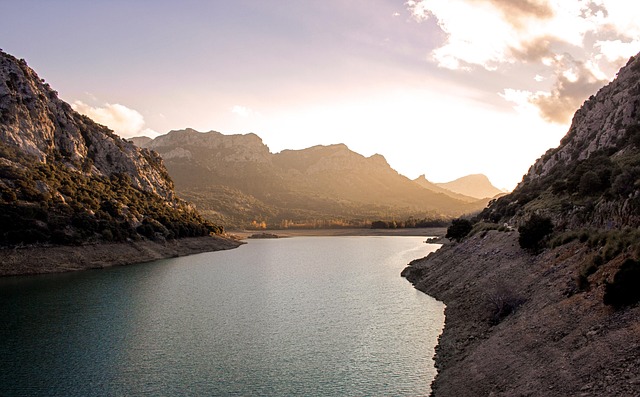 homes with camelback mountain views