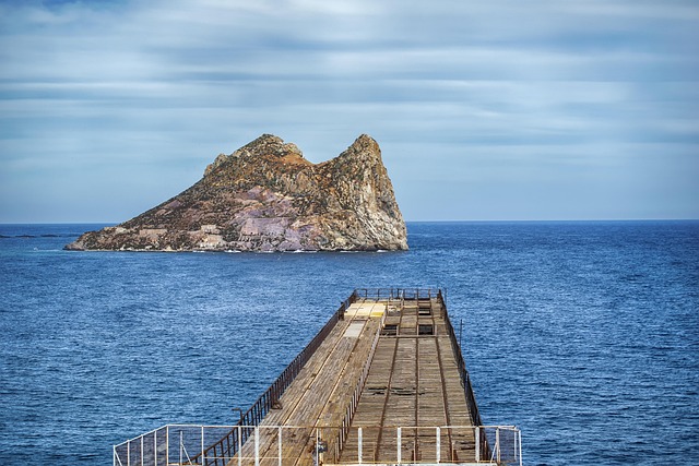 living near mesa gateway aerospace hub