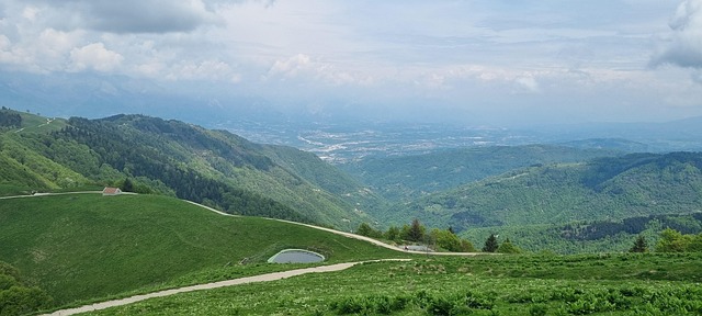 living near phoenix mountain preserve trails