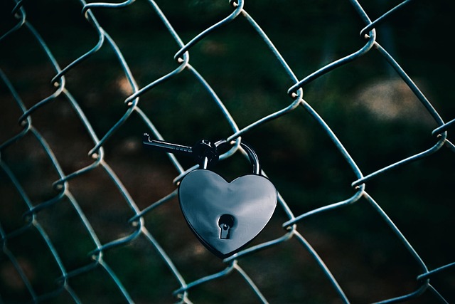 lock-and-leave security for arizona homes