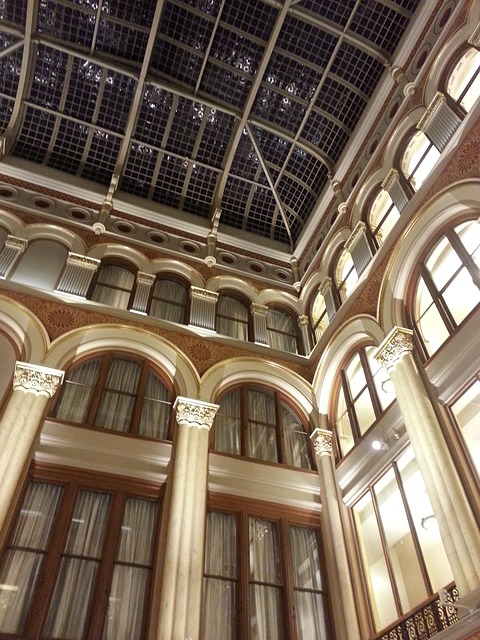 phoenix luxury condo floor to ceiling glass