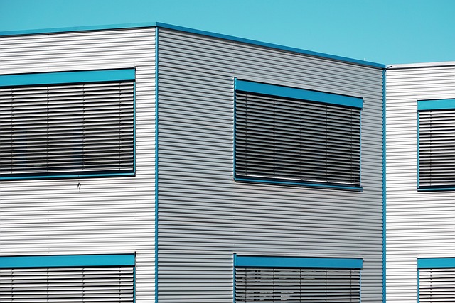 ray phoenix modernist high rise lifestyle