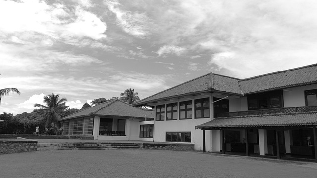 rental income potential of phoenix guest houses