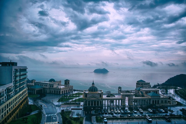 Resort-style amenities