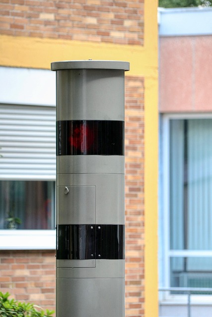 How Title Fees Shape Investment Strategies: Financial Factor Analysis