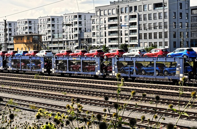 living near phoenix light rail stations