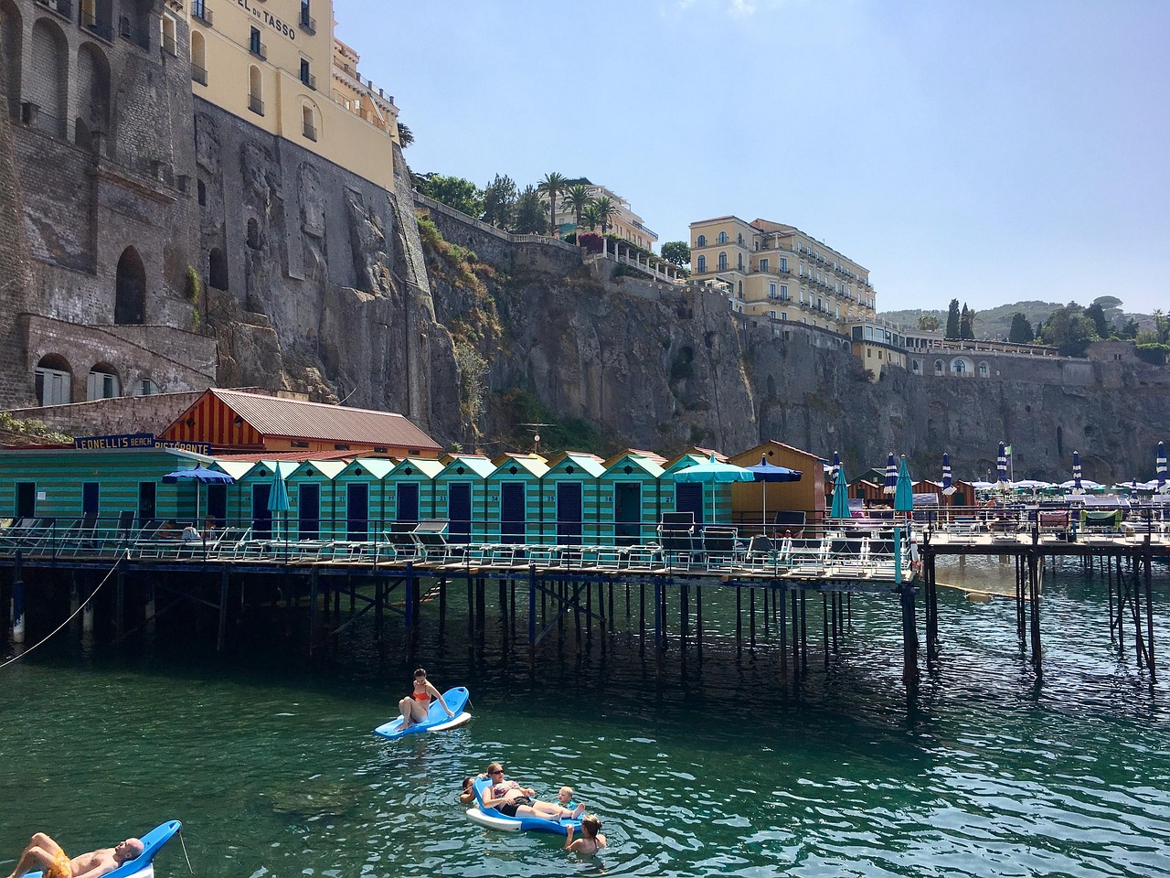 selling-your-home-in-sorrento-a-comprehe-640x480-j4etan