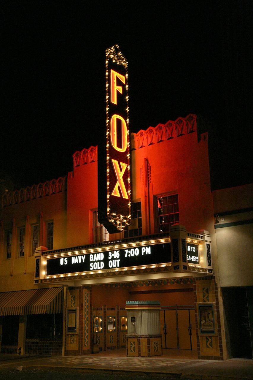 fox-tucson-theatre-a-historic-landmark-a-640x480-kgea6g