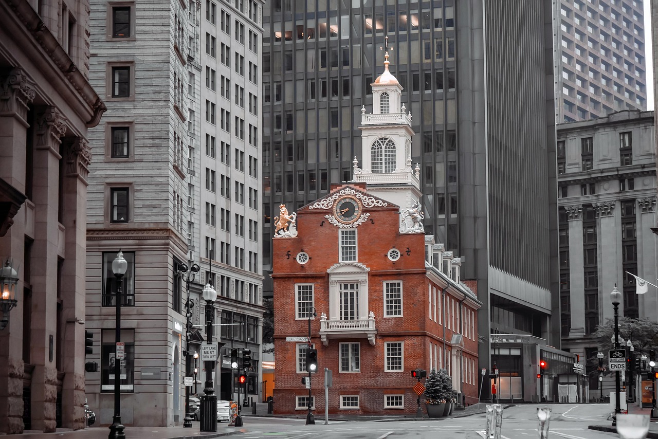 boston-things-to-do-explore-historic-sit-640x480-0fkdd1