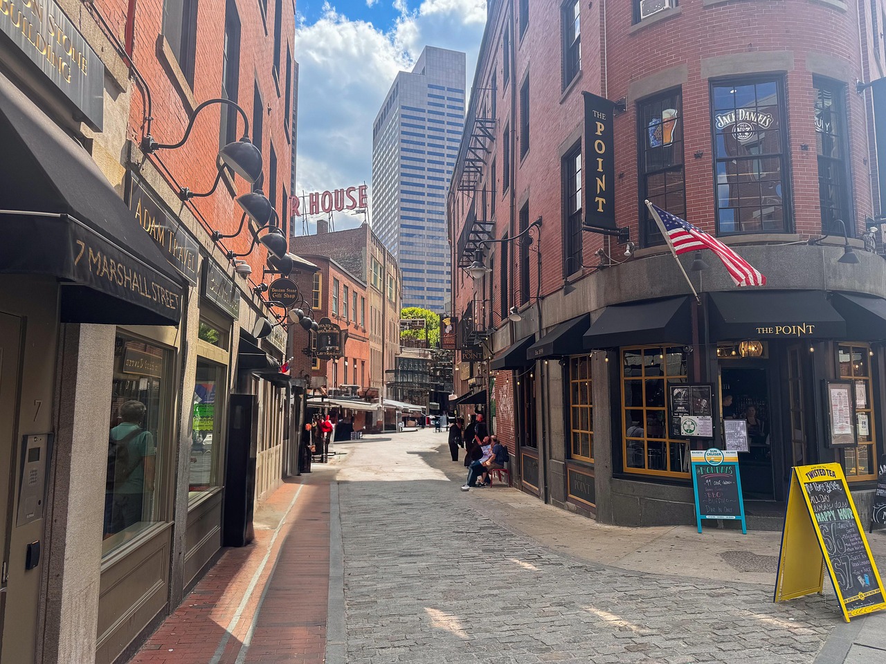 boston-things-to-do-explore-historic-sit-640x480-221gut