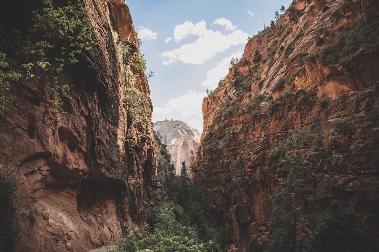 discover-gold-canyons-wonders-golf-trail-640x480-eo2eq1