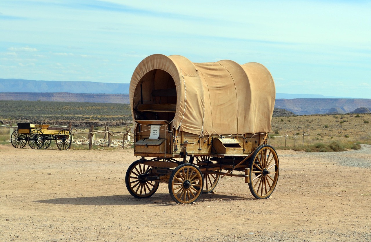 explore-arizonas-nature-culture-iconic-g-640x480-fgf9o5