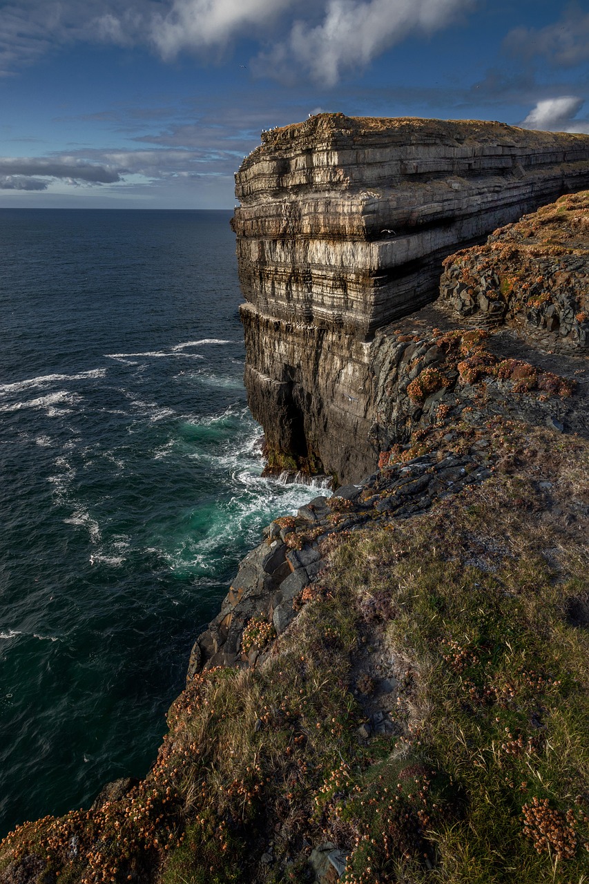Explore Beyond Pointe Tapatio Cliffs Golf: Adventures and Culture Await