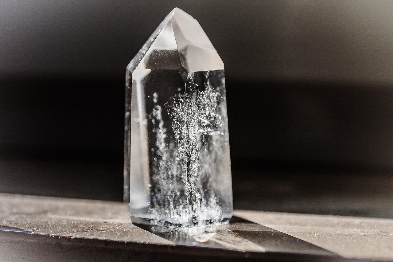 explore-crystal-gardens-nature-culture-r-640x480-euxc1q