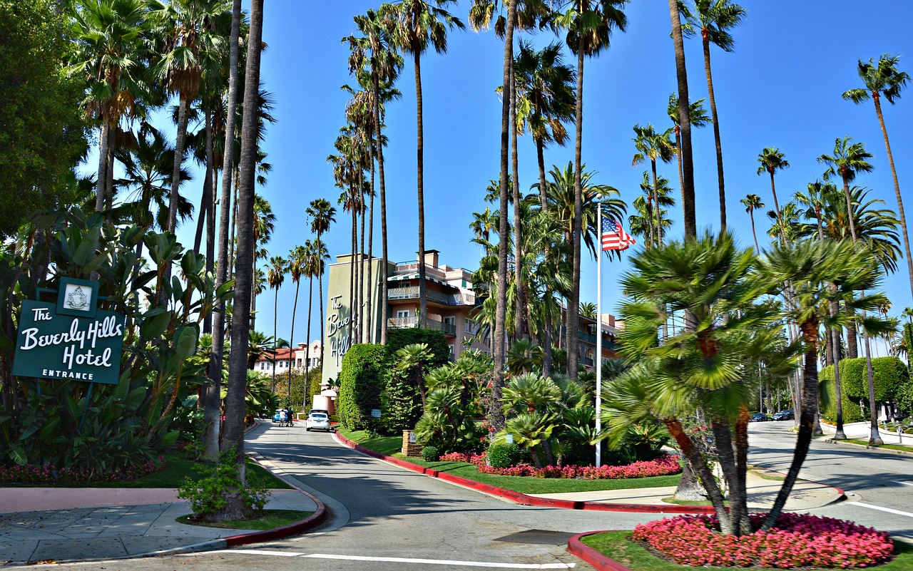 Explore LAs Craft Beer Scene: Top Brewery Crawls & Things to Do