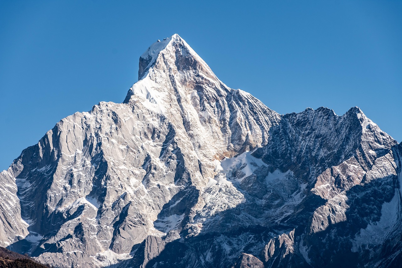 explore-westwing-mountain-adventures-cul-640x480-0dnjud