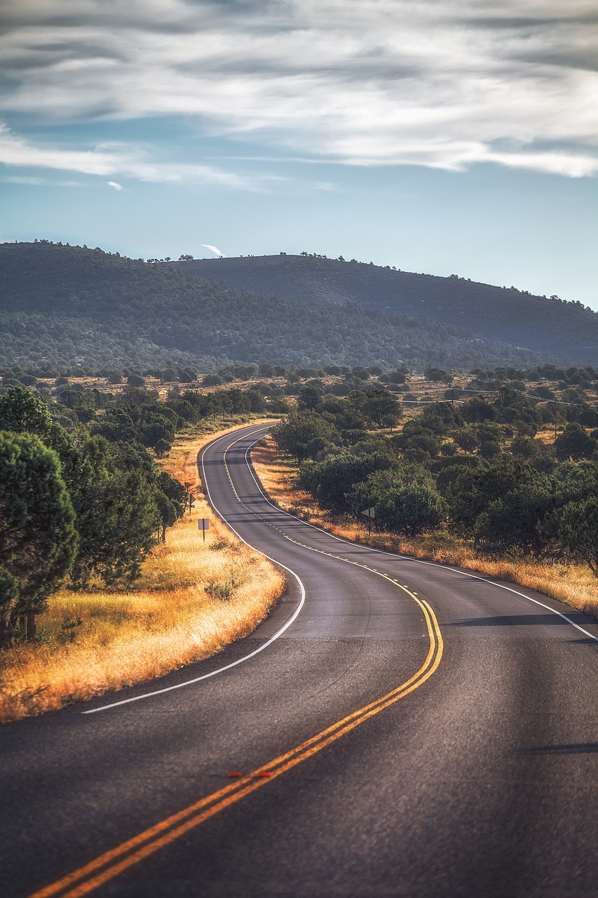 uncover-desert-hills-arizonas-ancient-pe-640x480-ogl5tw