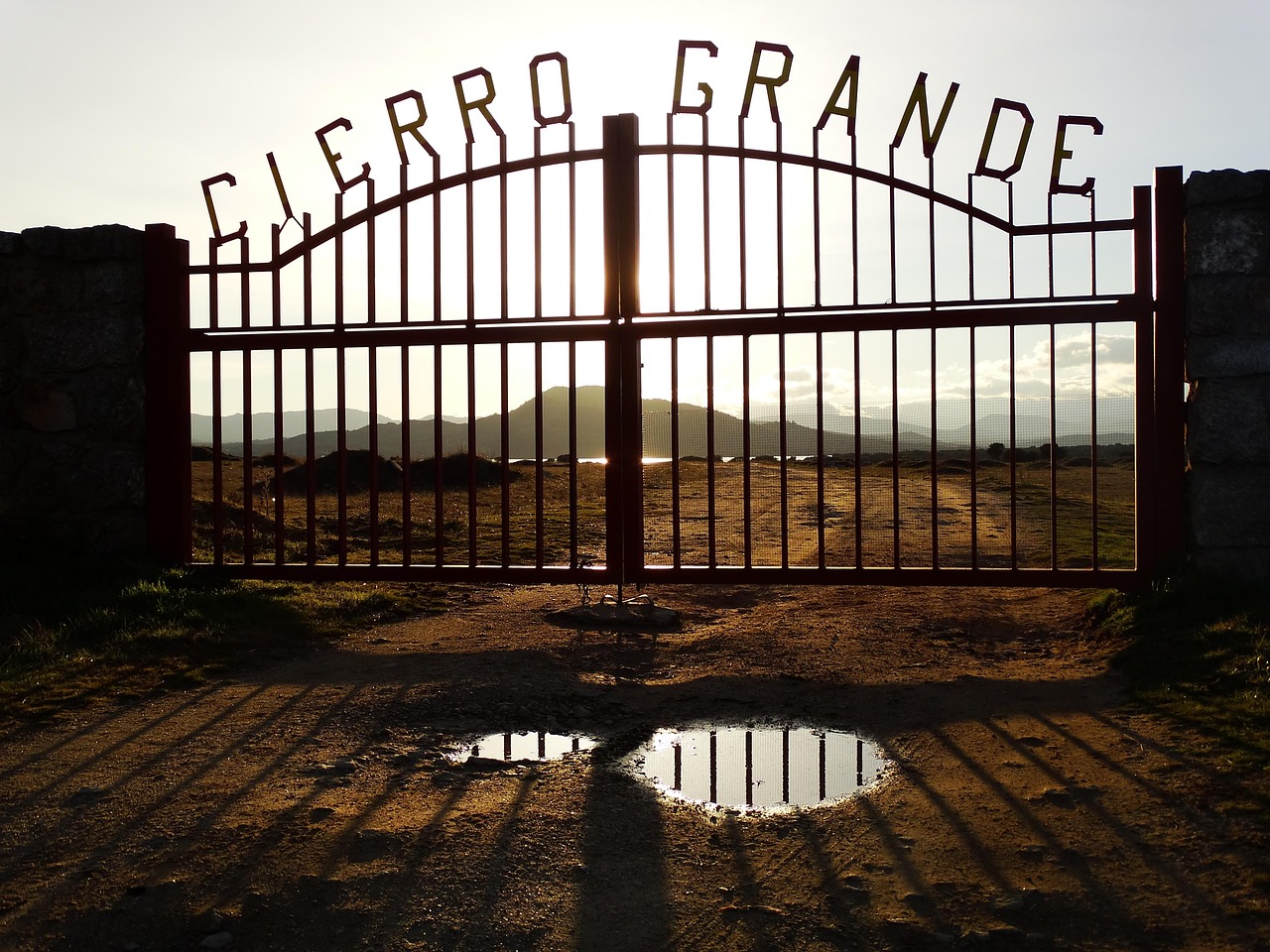 Uncover Outdoor Bliss at Sunset Ranch and Beyond