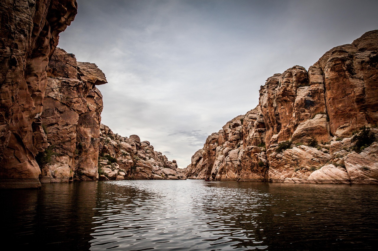 Uncover Stone Canyons Hidden Enclaves: Adventure, Culture, Relaxation