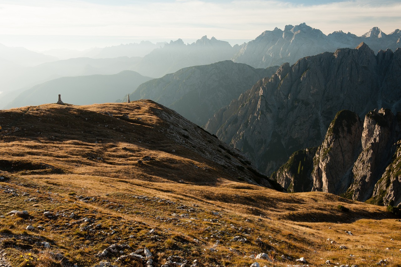 Explore Amber Ridges Trails & Hidden Gems: Ultimate Outdoor Adventure